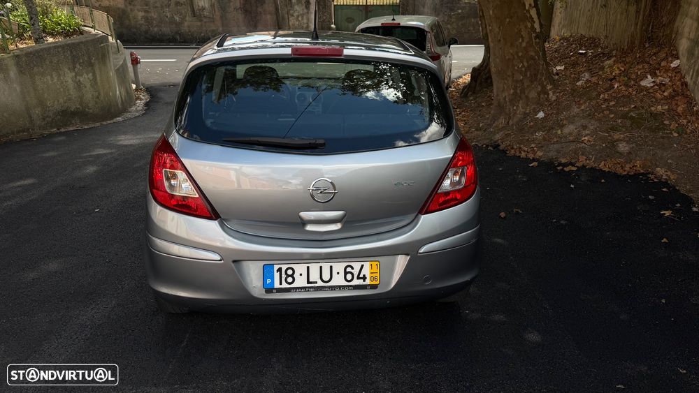 Opel Corsa 1.3 CDTi Enjoy - 3