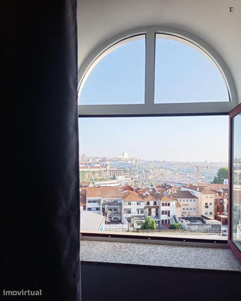 Estúdio - localizado em Sé Porto - Grande imagem: 4/27