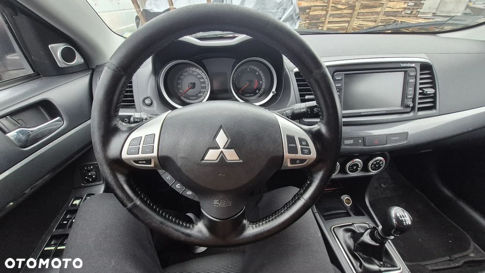 Mitsubishi Lancer 2.0 DI-D Intense - 10