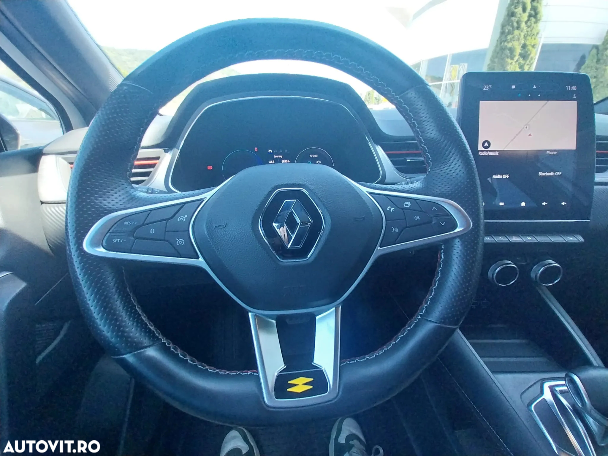 Renault Captur E-TECH PLUG-in 160 R.S. LINE - 7