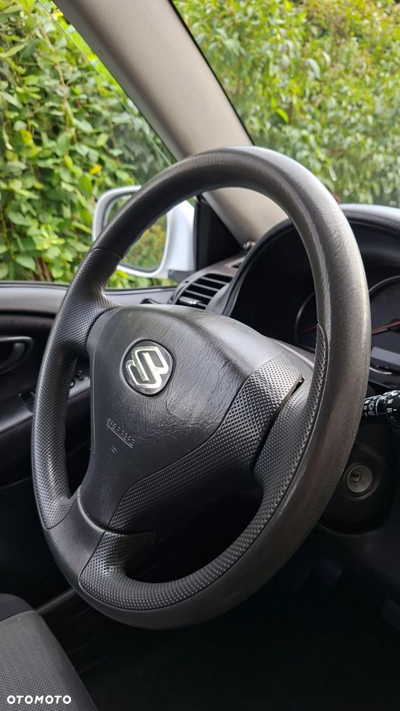 Suzuki Grand Vitara 1.6 Comfort - 20