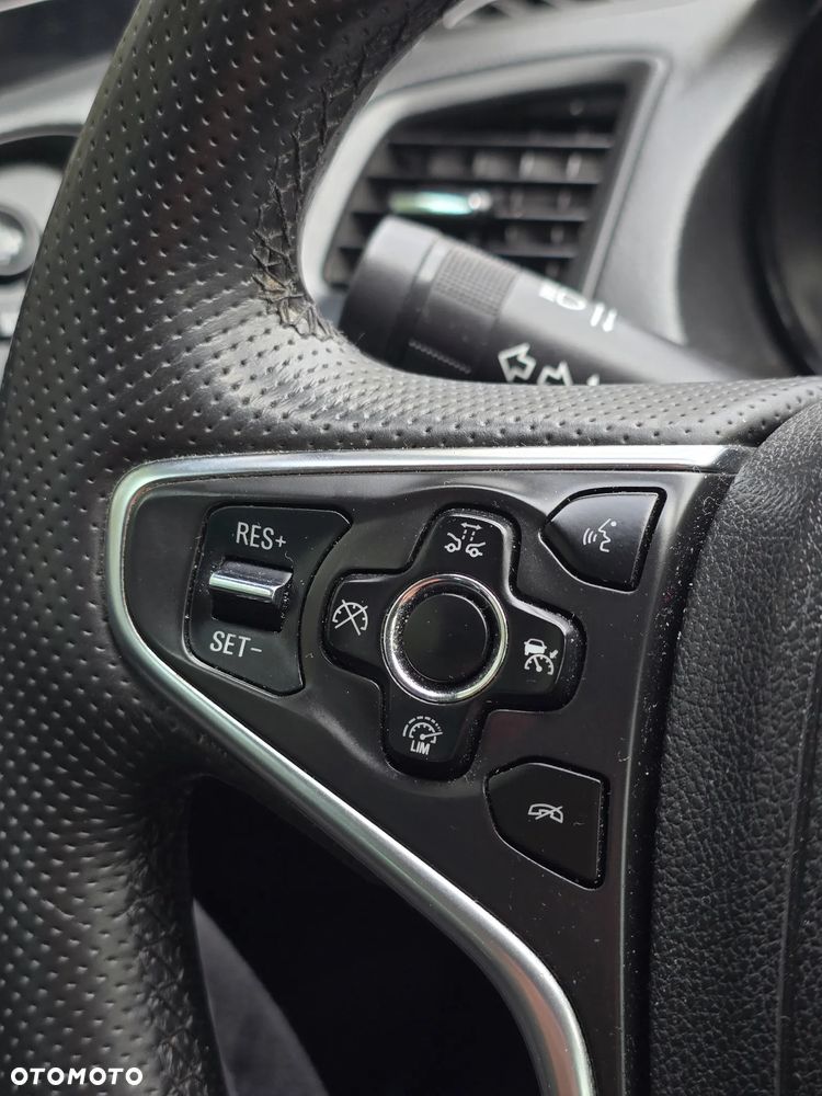 Opel Insignia 2.0 CDTI Cosmo 4x4 S&S - 31