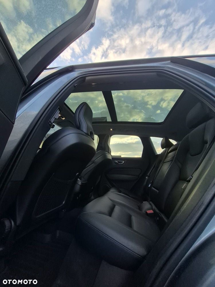 Volvo XC 60 D3 R-Design - 27