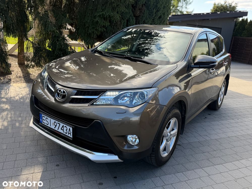 Toyota RAV4 2.2 D-4D 4x4 Automatik Executive - 1