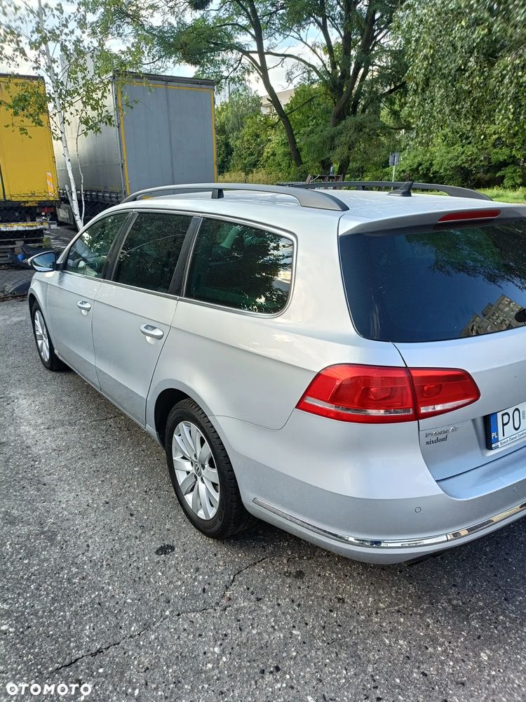 Volkswagen Passat 2.0 TDI DPF Comfortline - 6