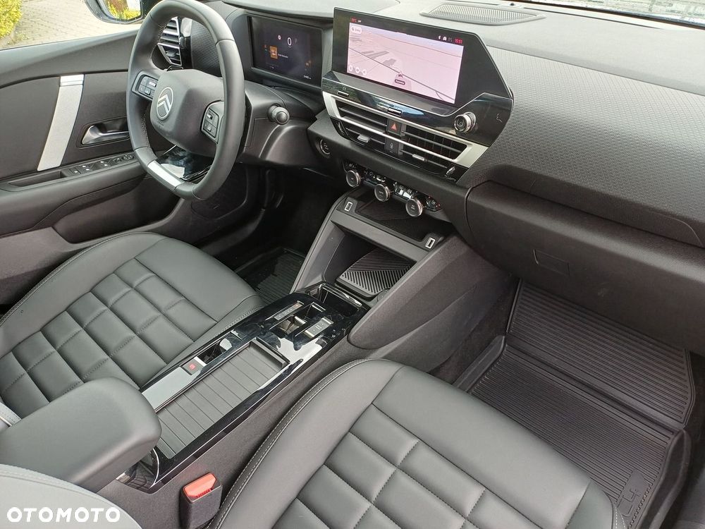 Citroën C4 1.2 PureTech Max S&S EAT8 - 13