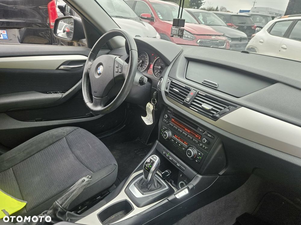 BMW X1 sDrive16d Sport Line - 3