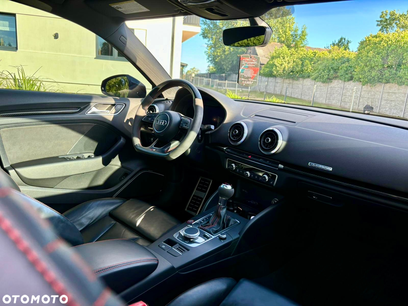 Audi RS3 Limousine - 21