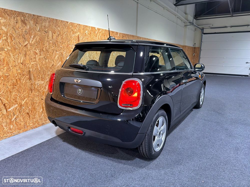 MINI 3 Portas One D - 4