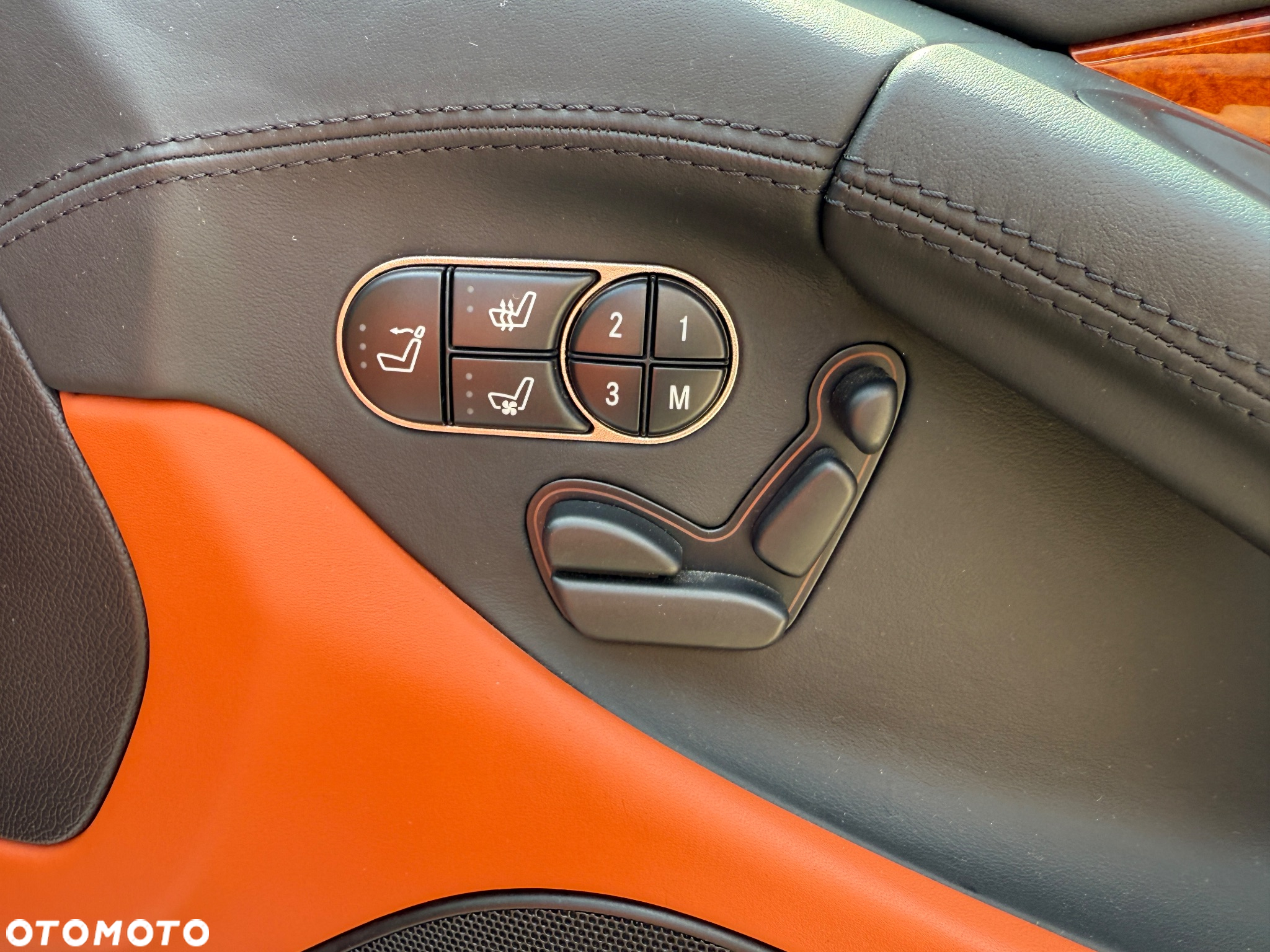 Mercedes-Benz SL 500 7G-TRONIC - 14