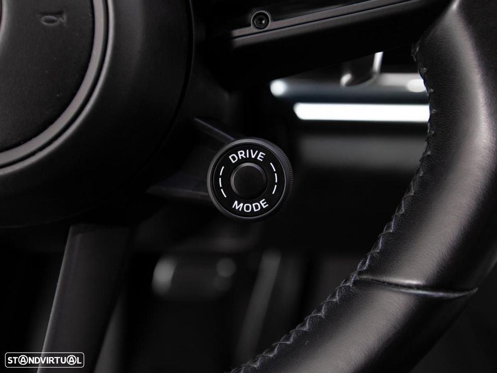 Porsche Panamera 4 E-Hybrid - 24