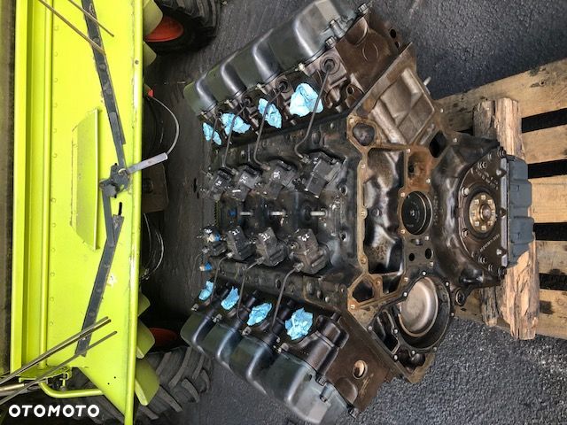 Claas Jaguar - Silnik Mercedes OM 502LA - 5