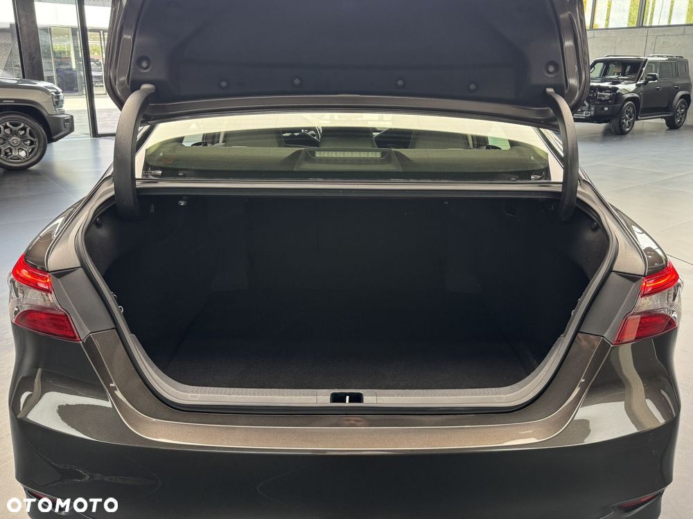 Toyota Camry 2.5 Hybrid Comfort CVT - 19