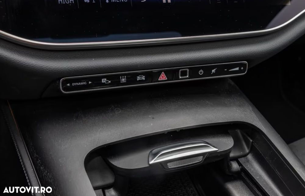 Mercedes-Benz E 220 d 4MATIC 9G-TRONIC Edition AMG Line - 10