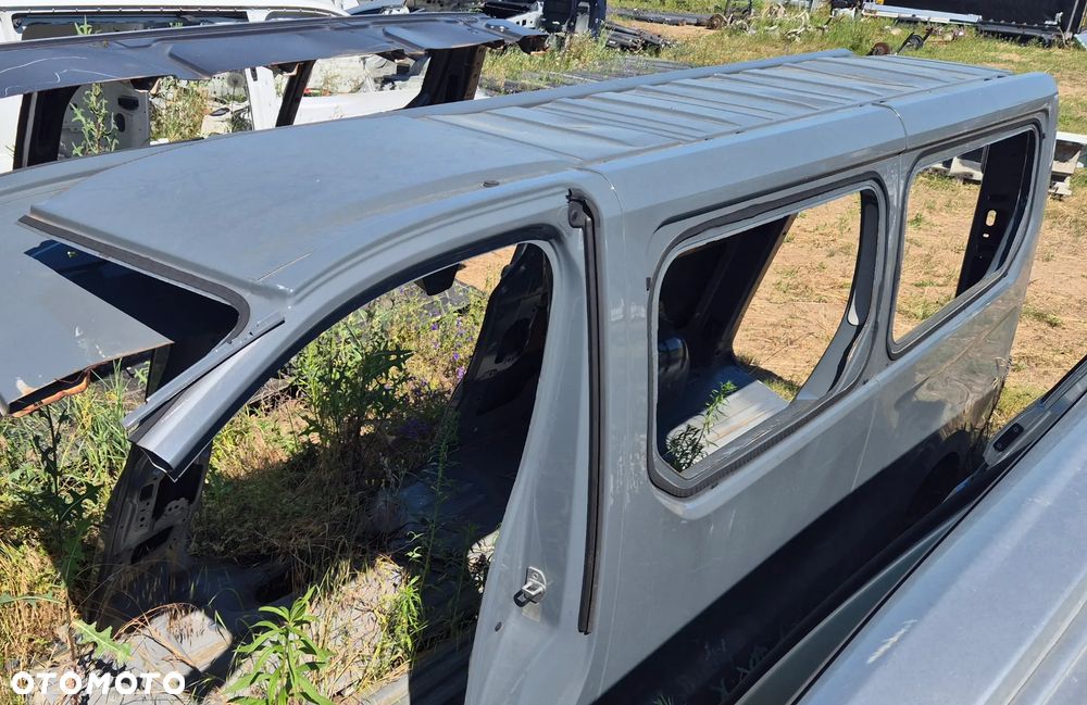 Bok Błotnik Poszycie Tył Tylny LEWY RENAULT TRAFIC III LIFT IV 2021r Długi L1H2 Long - 2