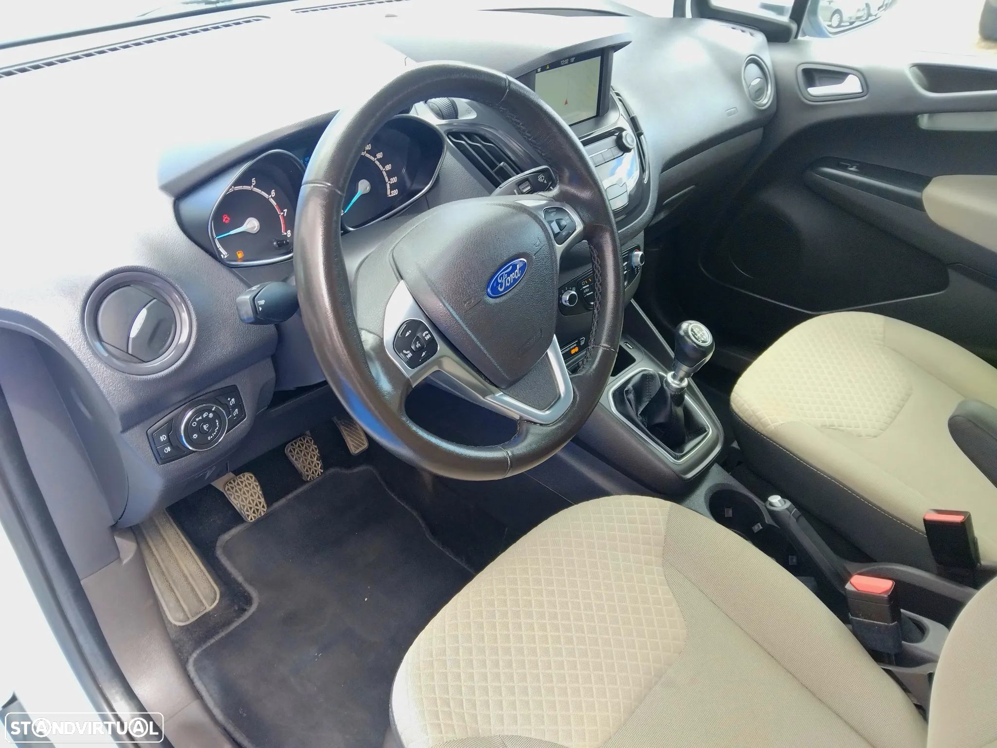 Ford Tourneo Courier 1.0 EcoBoost Titanium - 7