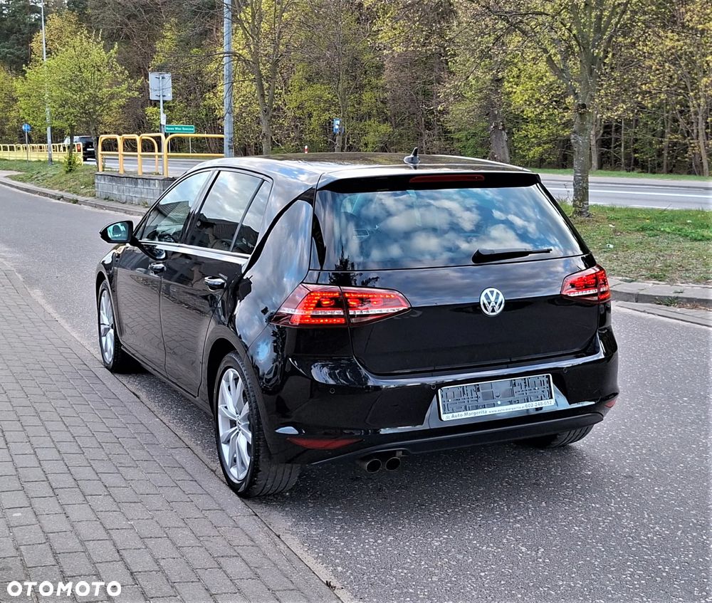 Volkswagen Golf 2.0 BlueTDI Highline - 12