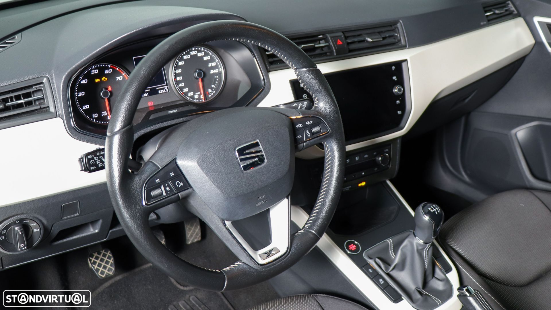 SEAT Arona 1.0 TSI Xcellence - 14