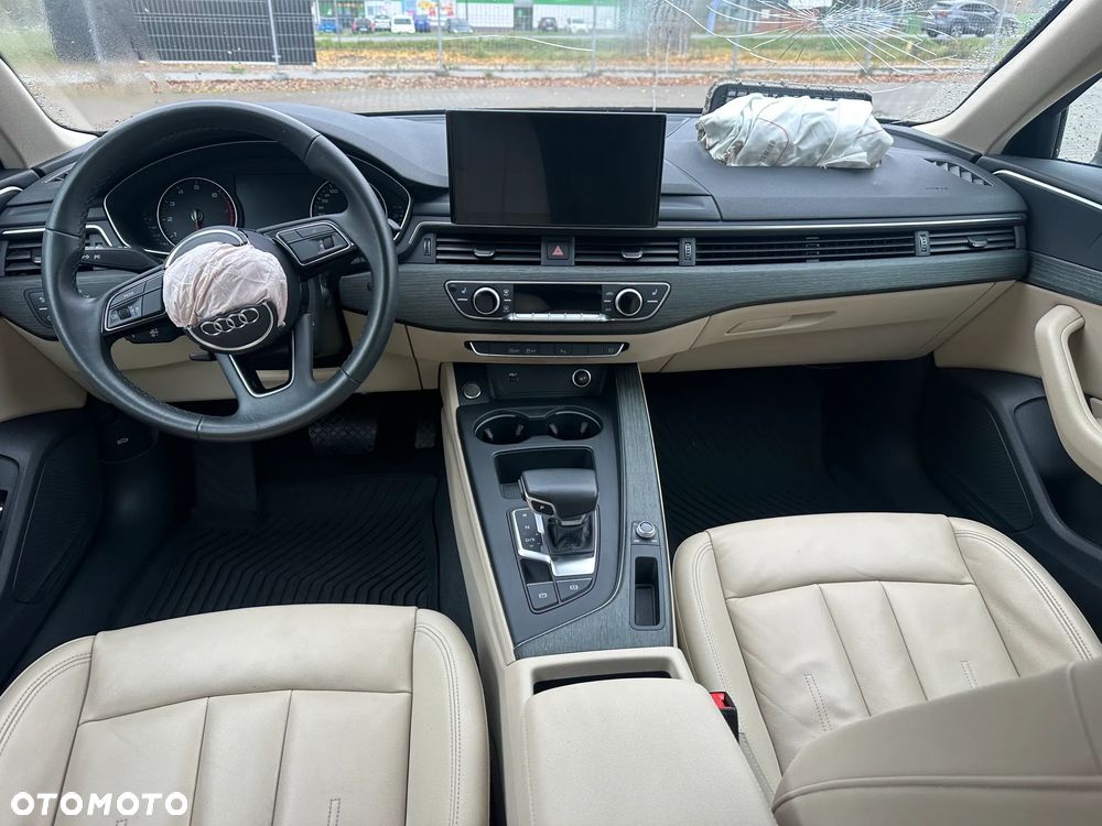Audi A4 Limousine - 10