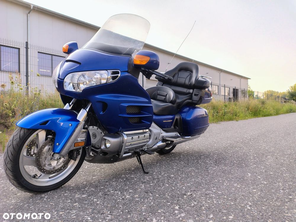 Honda GL - 6