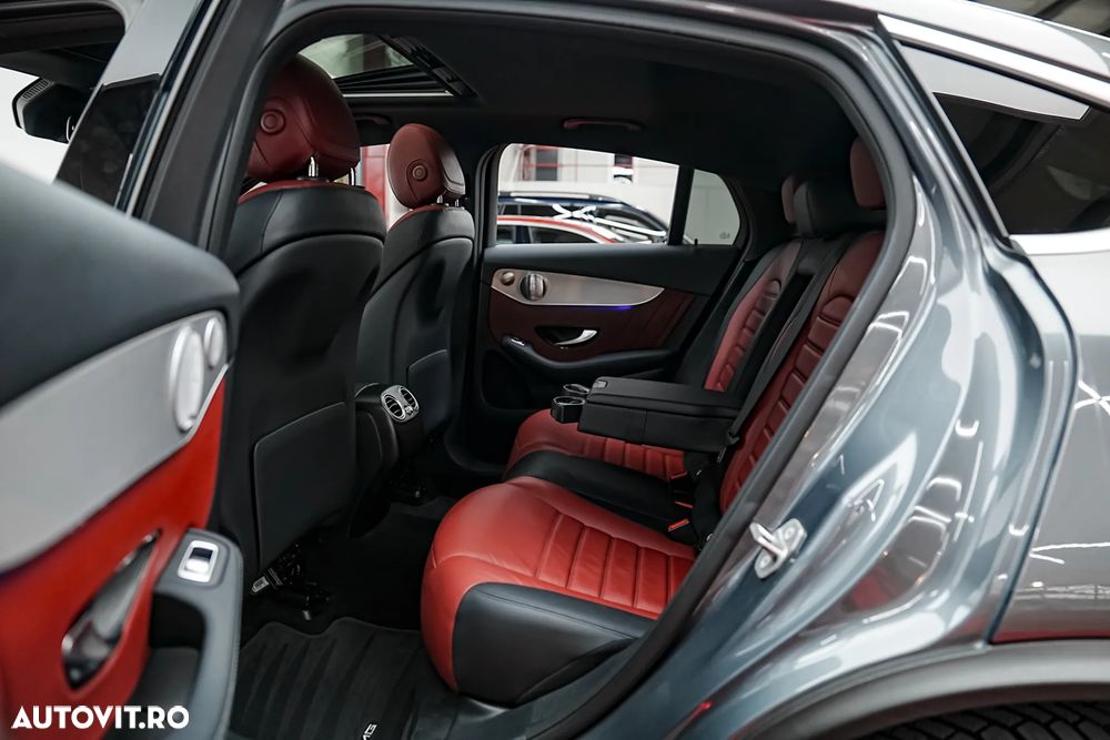 Mercedes-Benz GLC Coupe 300 e 4Matic 9G-TRONIC AMG Line Plus - 6
