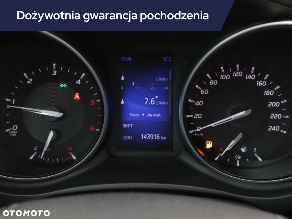 Toyota Avensis - 13
