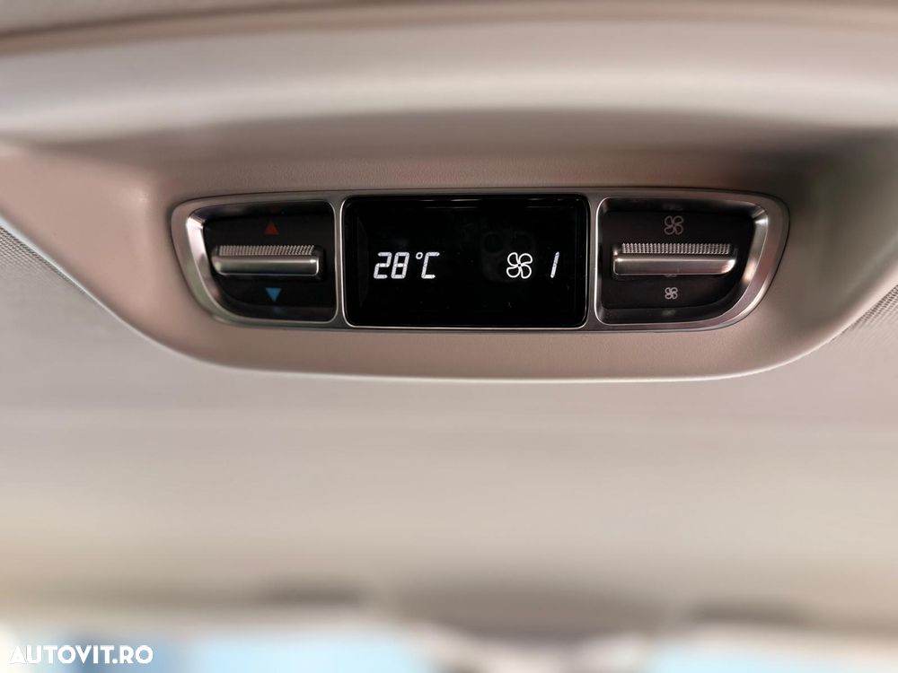 Mercedes-Benz V 300 d Extralang 4Matic 9G-TRONIC Avantgarde - 29