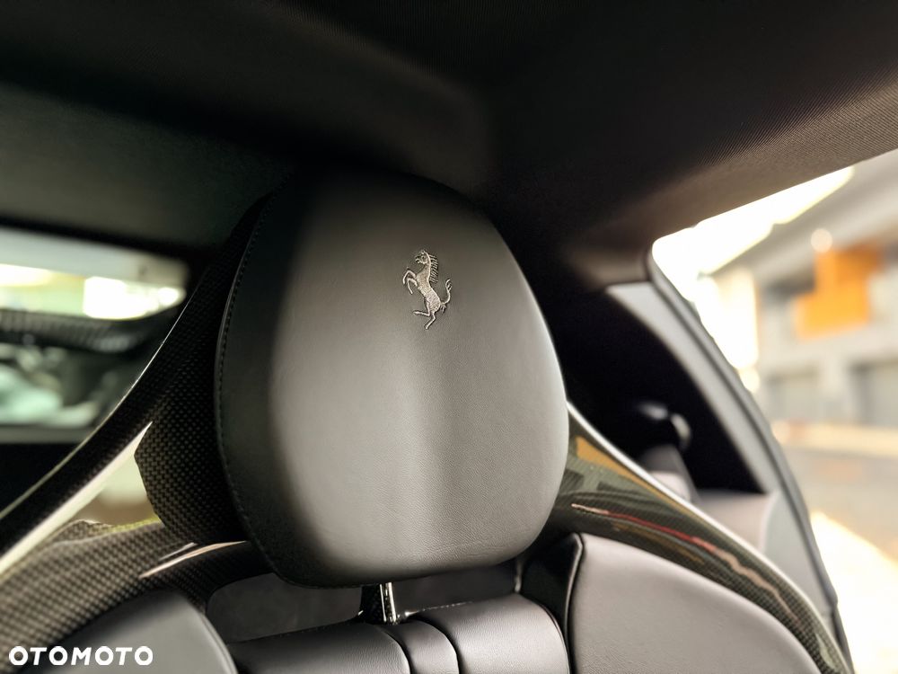 Ferrari SF90 Stradale - 30