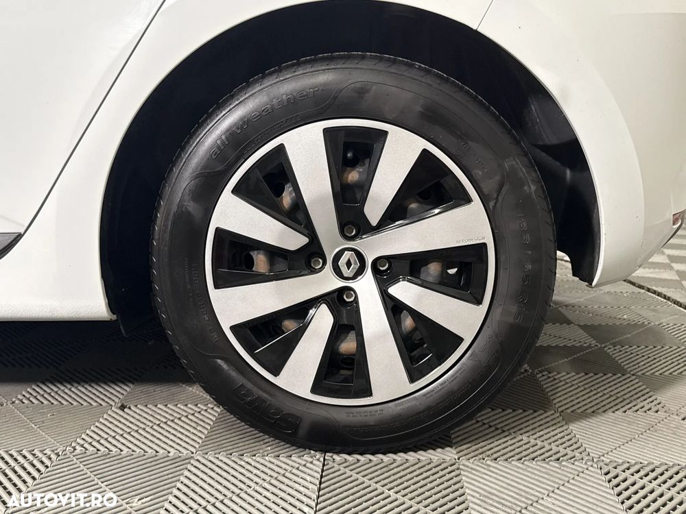 Renault Clio - 14