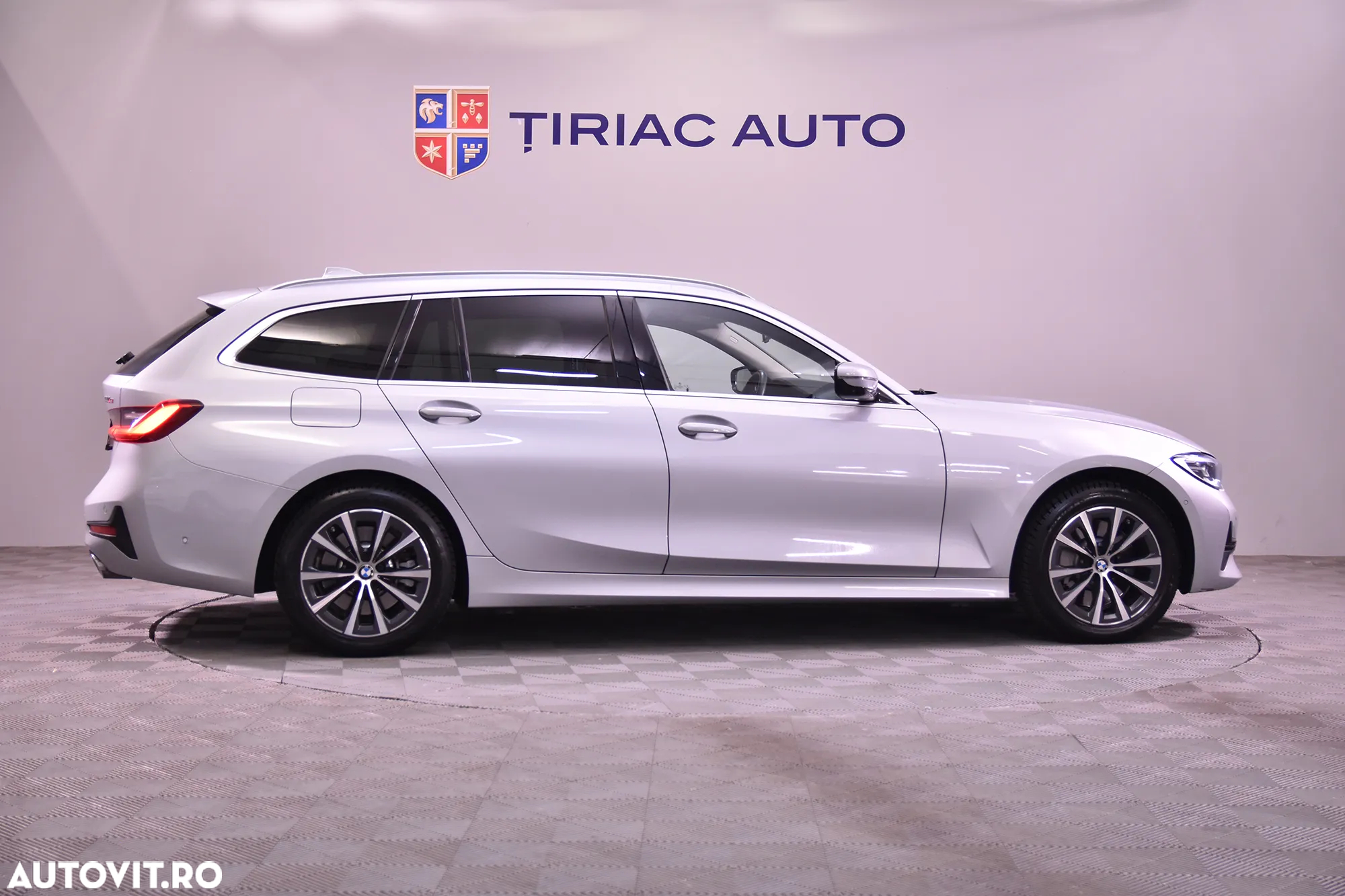 BMW Seria 3 330e Touring Aut. - 6