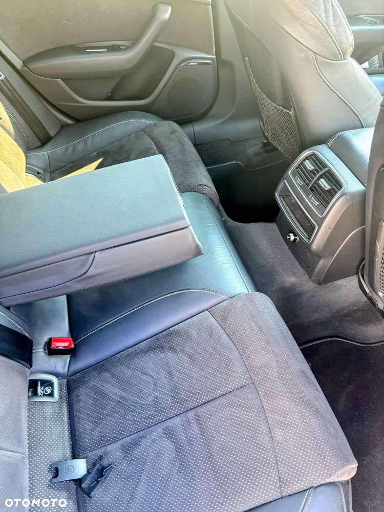 Audi A6 Avant 2.0 TDI Ultra S tronic - 23