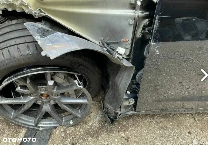 Tesla Model 3 Langstreckenbatterie Allradantrieb Dual Motor - 7