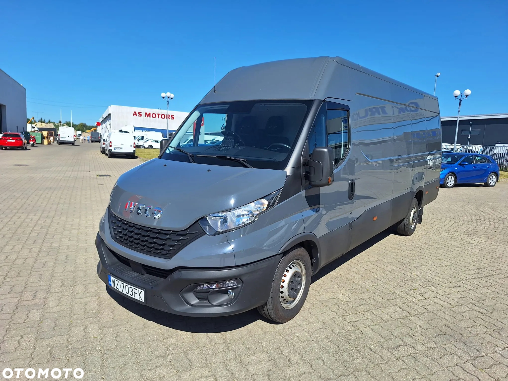 Iveco Daily 35S18 furgon maxi 16m / Krajowy / 3.0 180KM - 3
