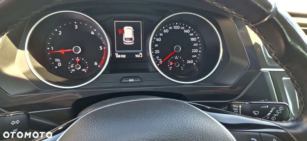 Volkswagen Tiguan - 20