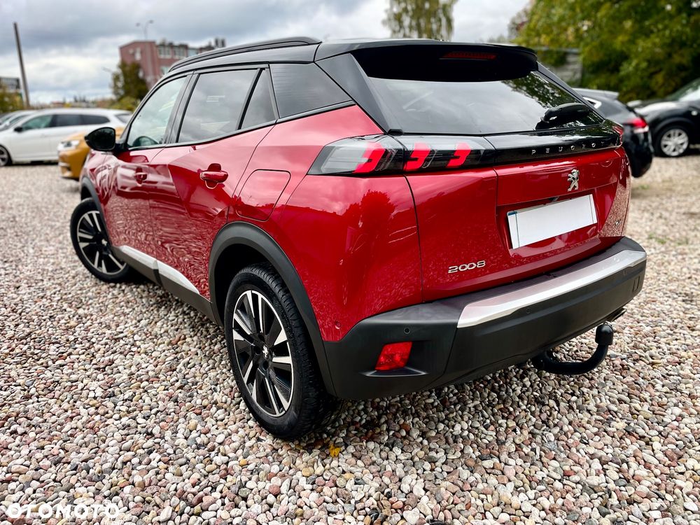 Peugeot 2008 BlueHDi 130 GT S&S EAT8 - 4