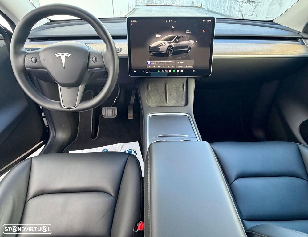 Tesla Model Y Long Range Dual Motor AWD - 8