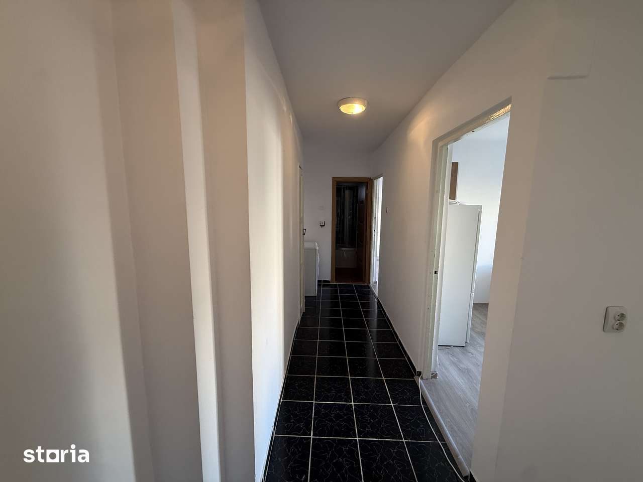 Micro 7 | Str Eliberarii | DECOMANDAT | Renovat | Etaj 3/4 | 50mp — fotografia 1