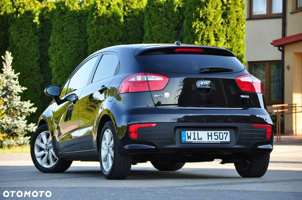Kia Rio - 22