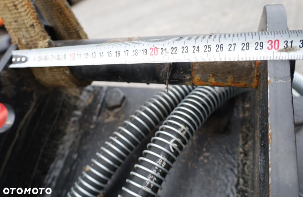 Młot hydrauliczny Okada 800 Breaker Hammer 393 kg - 15
