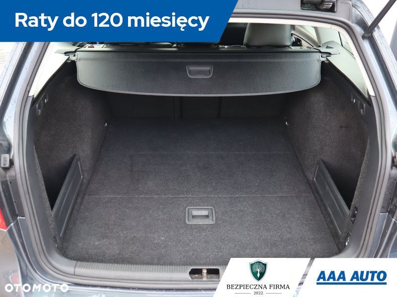 Volkswagen Passat - 15