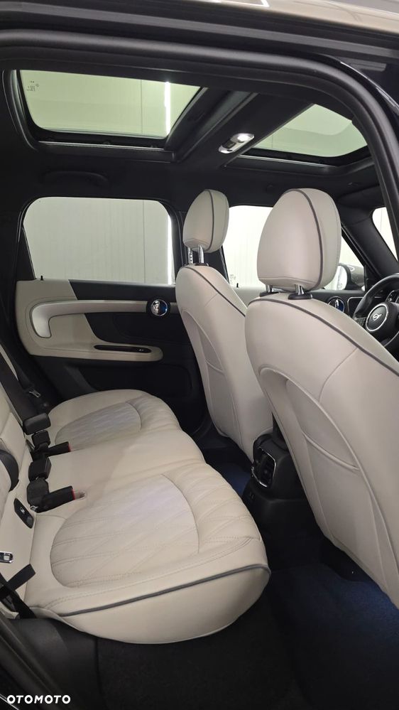 MINI Countryman Cooper SE ALL4 Yours Trim - 11