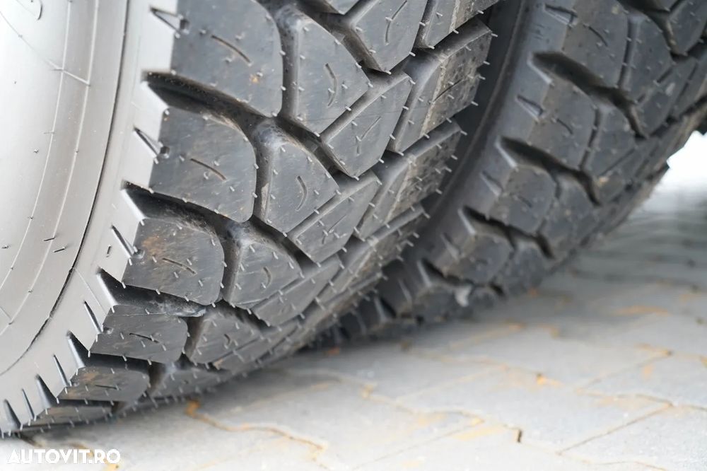 Mercedes-Benz AROCS 3243 / 8x4 / BASCULANĂ 20mc / BASCULANĂ SPATE / EURO 6 / PNEURI 100% / ÎNCĂRCARE: 19.500 KG / HIDROCLAP - 22
