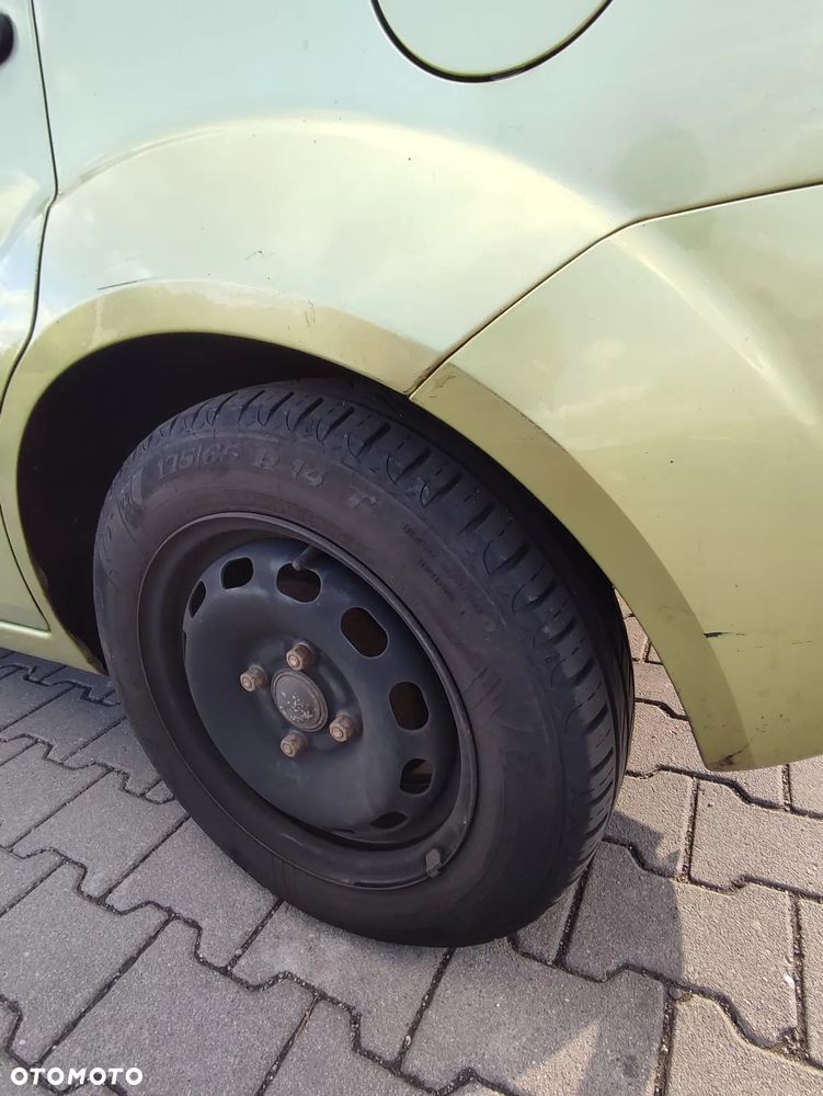 Ford Fiesta 1.4 Ambiente - 8