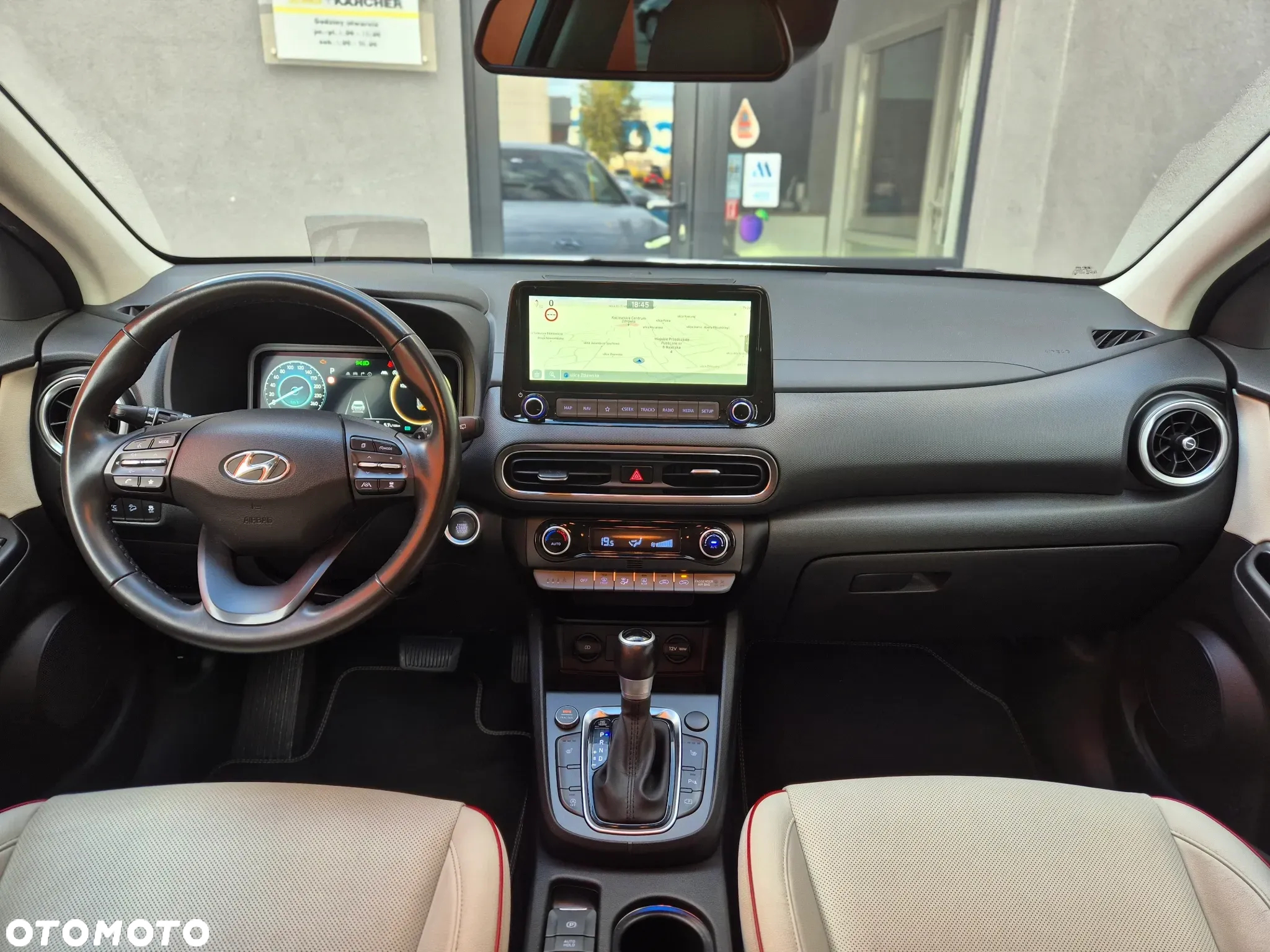 Hyundai Kona - 21