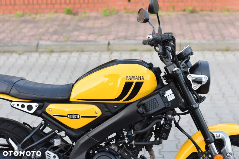 Yamaha XSR - 8