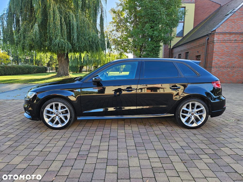 Audi A3 Sportback - 3