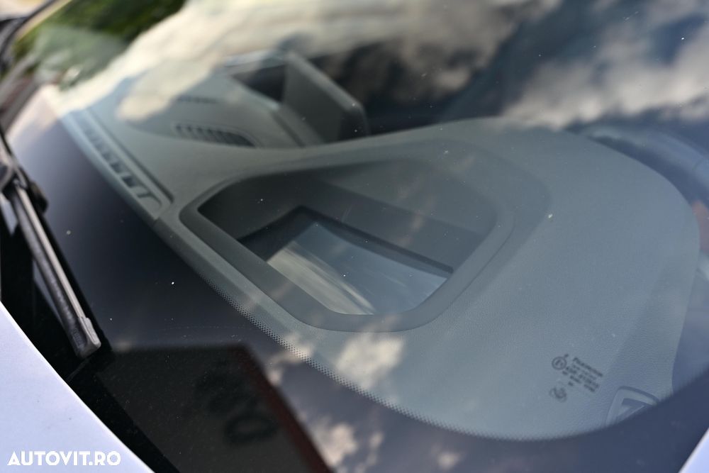 BMW Seria 5 530i xDrive AT - 10