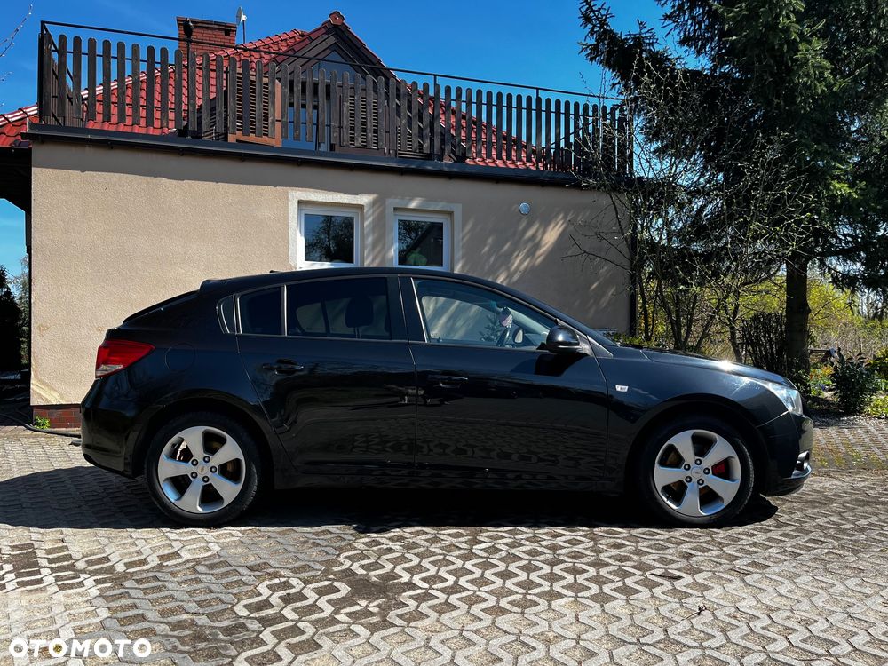 Chevrolet Cruze - 3