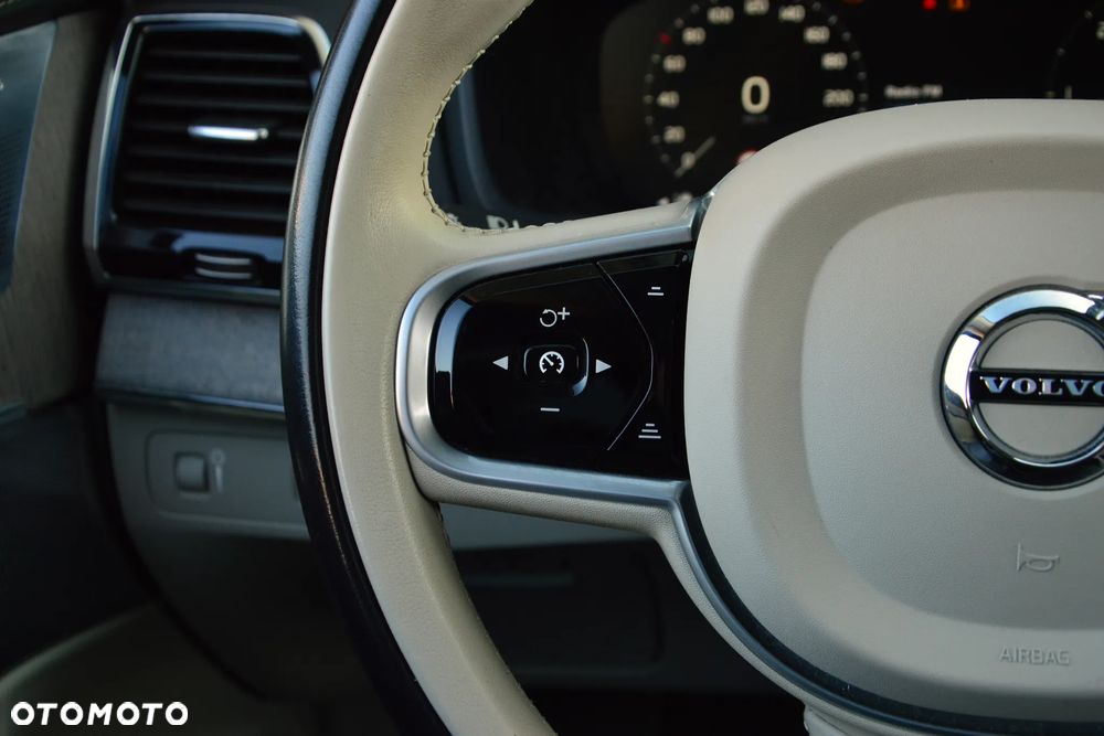 Volvo XC 90 B5 D AWD Inscription 7os - 30