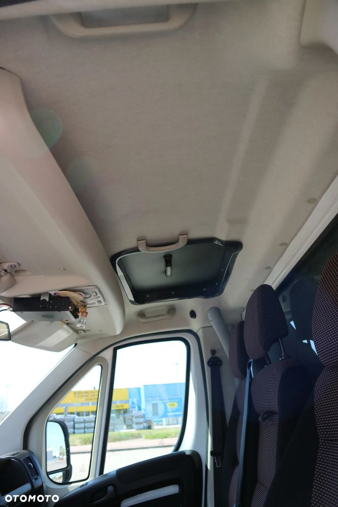 Peugeot BOXER 3,0 177KM,! 8palet + WINDA krajowy!! - 21